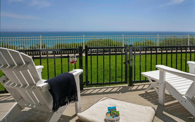 Pismo Lighthouse Suites