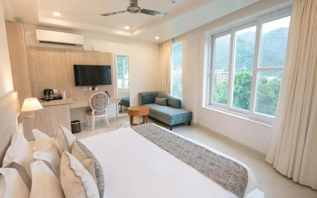 Terrakotta Rishikesh