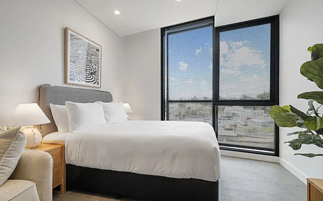 Bright Studio in Fremantle With Modern Finishes