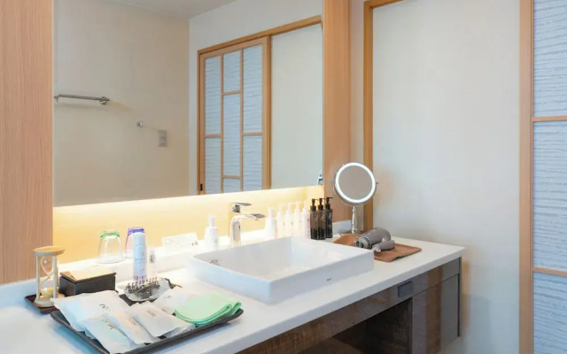 Omuro no Mori Gyokusui - 13 years or older -