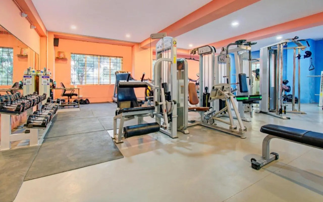 OYO Flagship 80593 Rk Club House