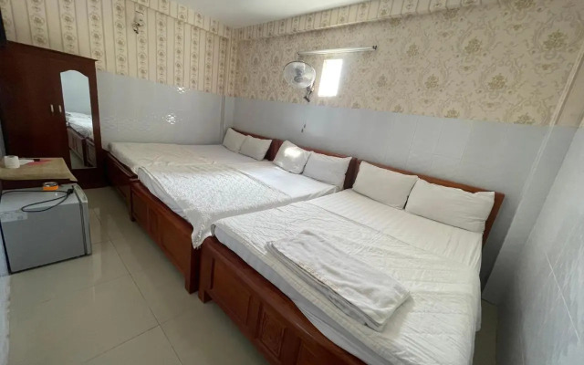 Nhu Hoai Hotel