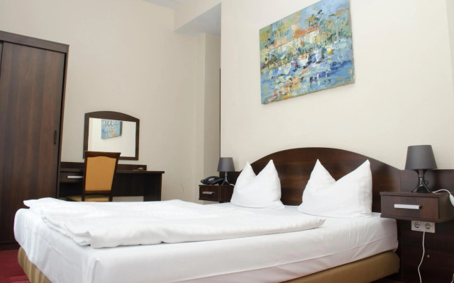 Hotel POLO am ZOB