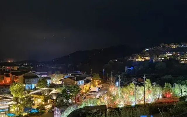 Tinokiyama Hot Spring Villa