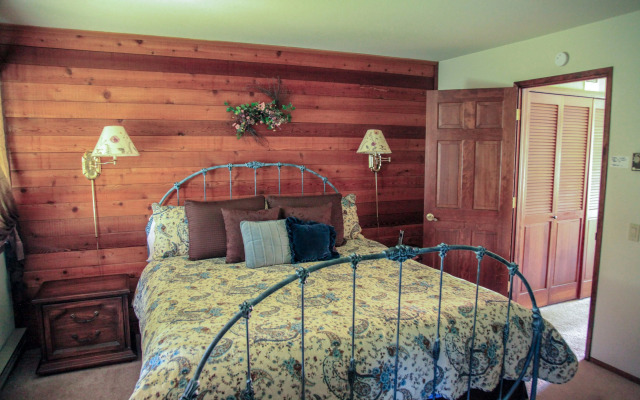 Snowflower #81 Condo