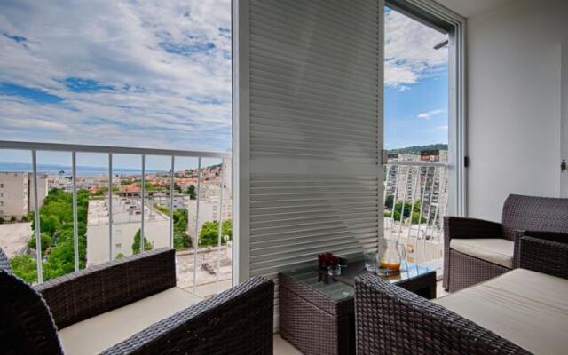 Leisure Apartment
