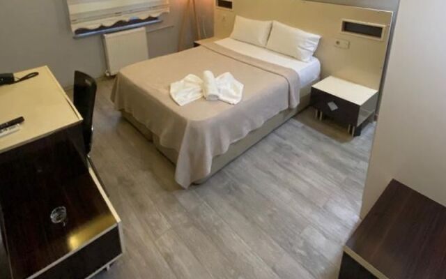 Grand 53 Hotel