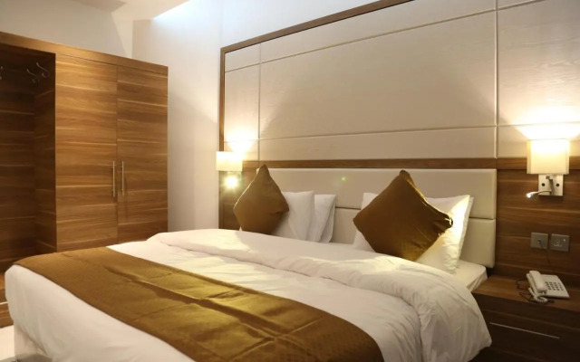 Tuwaren Suites