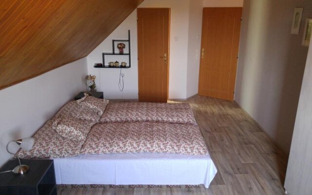 B&B Nika
