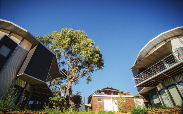 Bela Vista Silo Housing