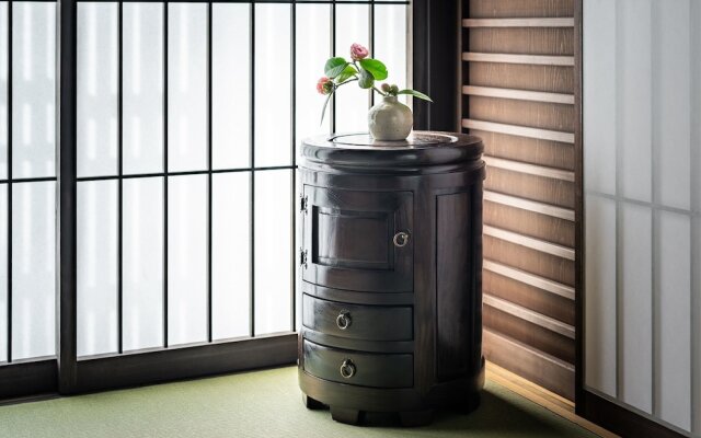 Yorozuha Machiya House