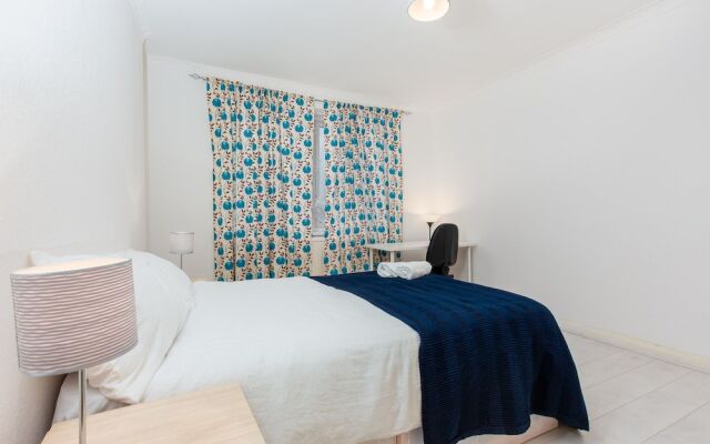 James Middleton House - Deluxe Guest Room 1