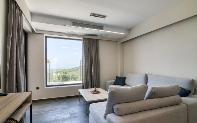 Serenity Suites Sea View 4