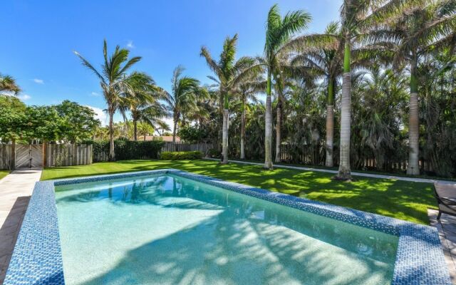 Siesta Key Paradise by Beachside Mgmt.