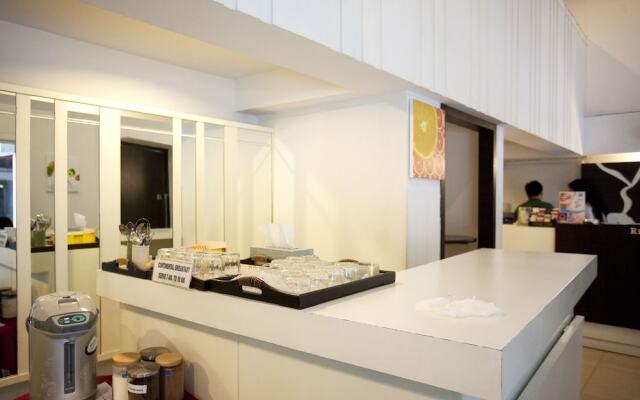NIDA Rooms Narathivas 2888 Residence at Living Nara Place