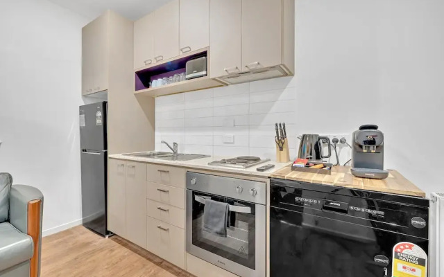 113 Hoddle