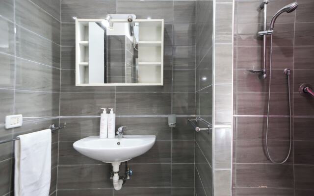 Napoli Centrale Budget Apartment