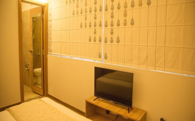 Innistique by Inventree