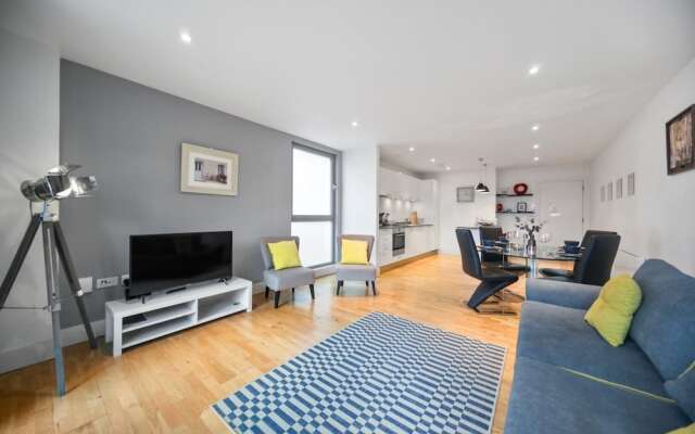 2 Bed Executive Apartment Near Camden Market with WiFi