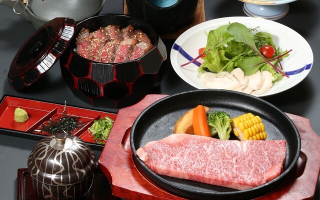 Shiitake Kaikan Taisuikaku