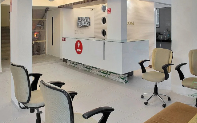 Townhouse 749 The Upper Room