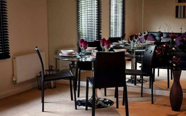 Select Serviced Accommodation - Gweal Place