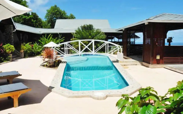Spring House Bequia