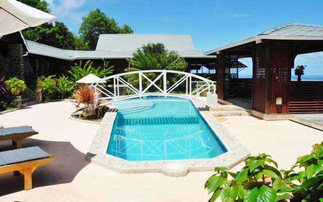 Spring Hotel Bequia