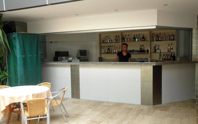 Monte Carlo Hotel - All Inclusive