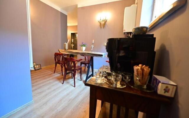 Lovely 2 bedroom apartment in historic city center