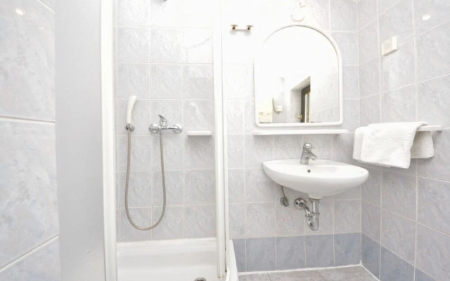 Dome - 150m From sea - A32