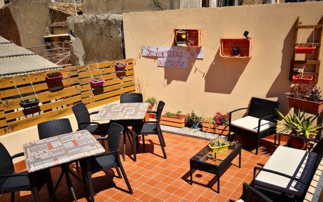 La terrazza sul vicolo della Giudecca