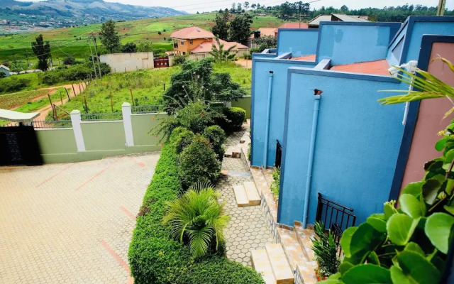 Westway Luxury Suites