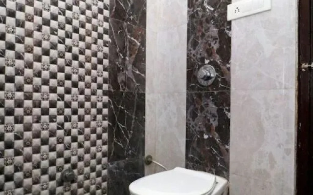 Hotel Temple Tower By OYO Rooms