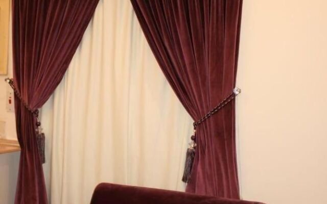 Thee Mar Hotel Apartments