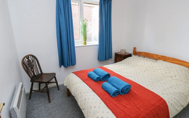 Flat 2, Clifton Gardens