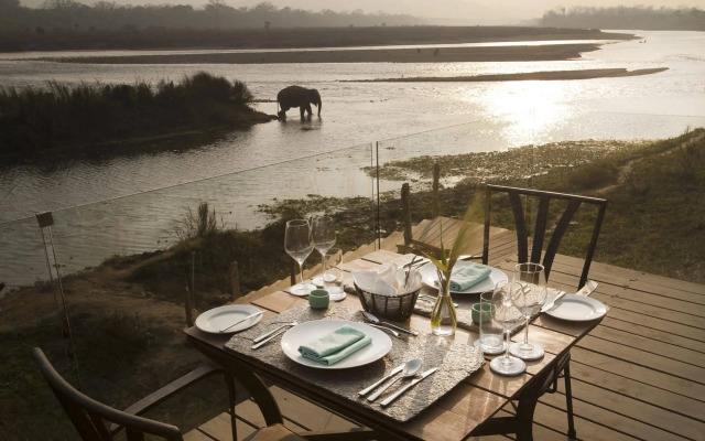 Meghauli Serai, A Taj Safari Lodge