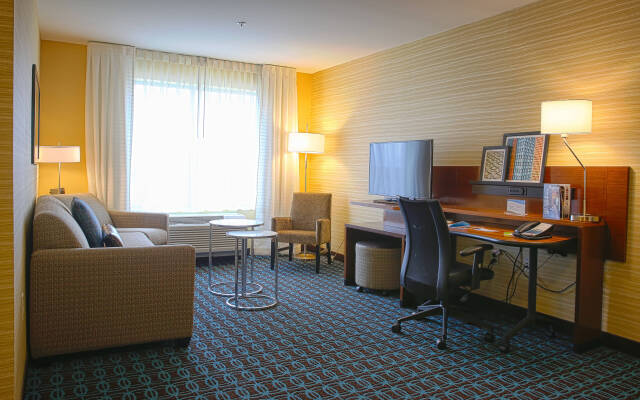 Fairfield Inn & Suites by Marriott Madison Verona