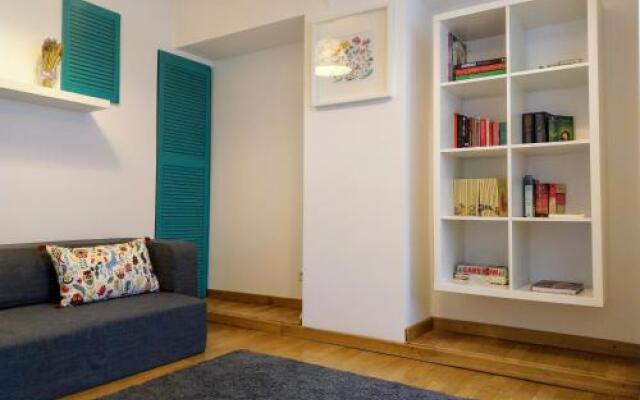 Silvia's Apartment