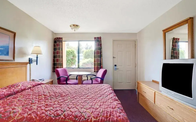 Travelodge by Wyndham Sea-Tac Airport North