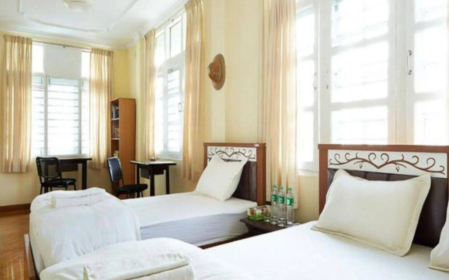 Shennoon's House B&B