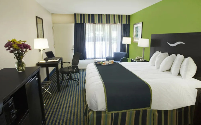 Days Inn Richmond Hill/Savannah