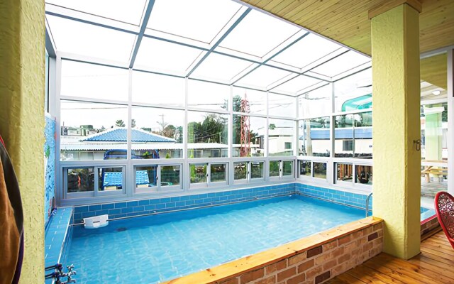 Seogwipo Wolpyeong I-kiz Pension