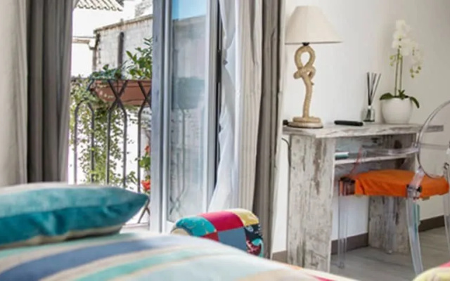 Brezza Marina Reataurant E  B&B