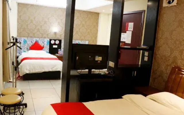 Sanya Mingjing Express Hotel