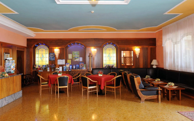 Park Hotel Jolanda