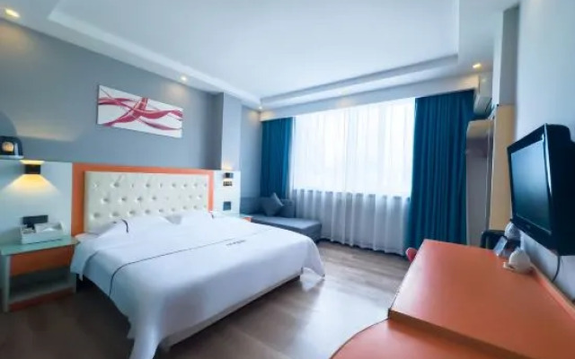 Fashion Haoting Hotel (Daxin Detian Plaza)