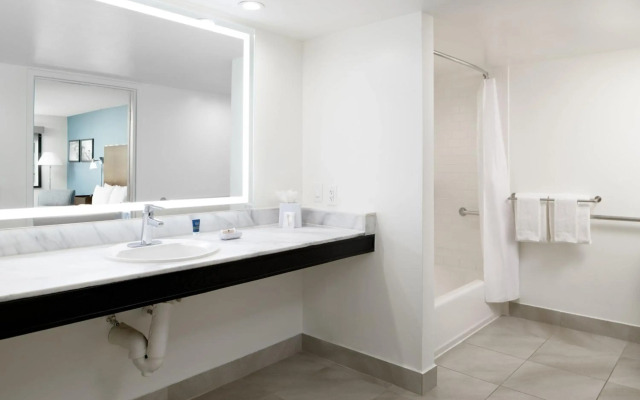 Four Points by Sheraton Anaheim