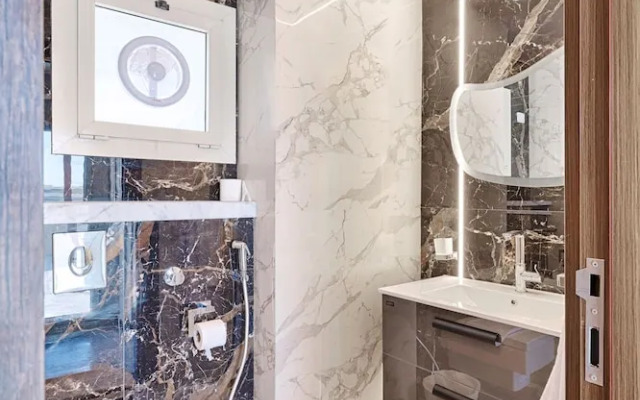 Vesta - Luxury Villa - 3BR - CFC II