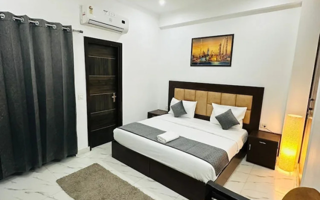 V Rooms